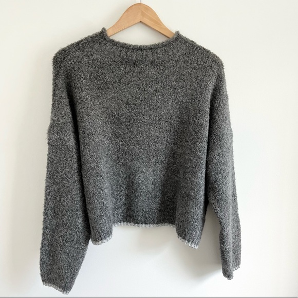 Urban Outfitters Fuzzy Cropped Grey Nubby Sweater - Picture 4 of 8